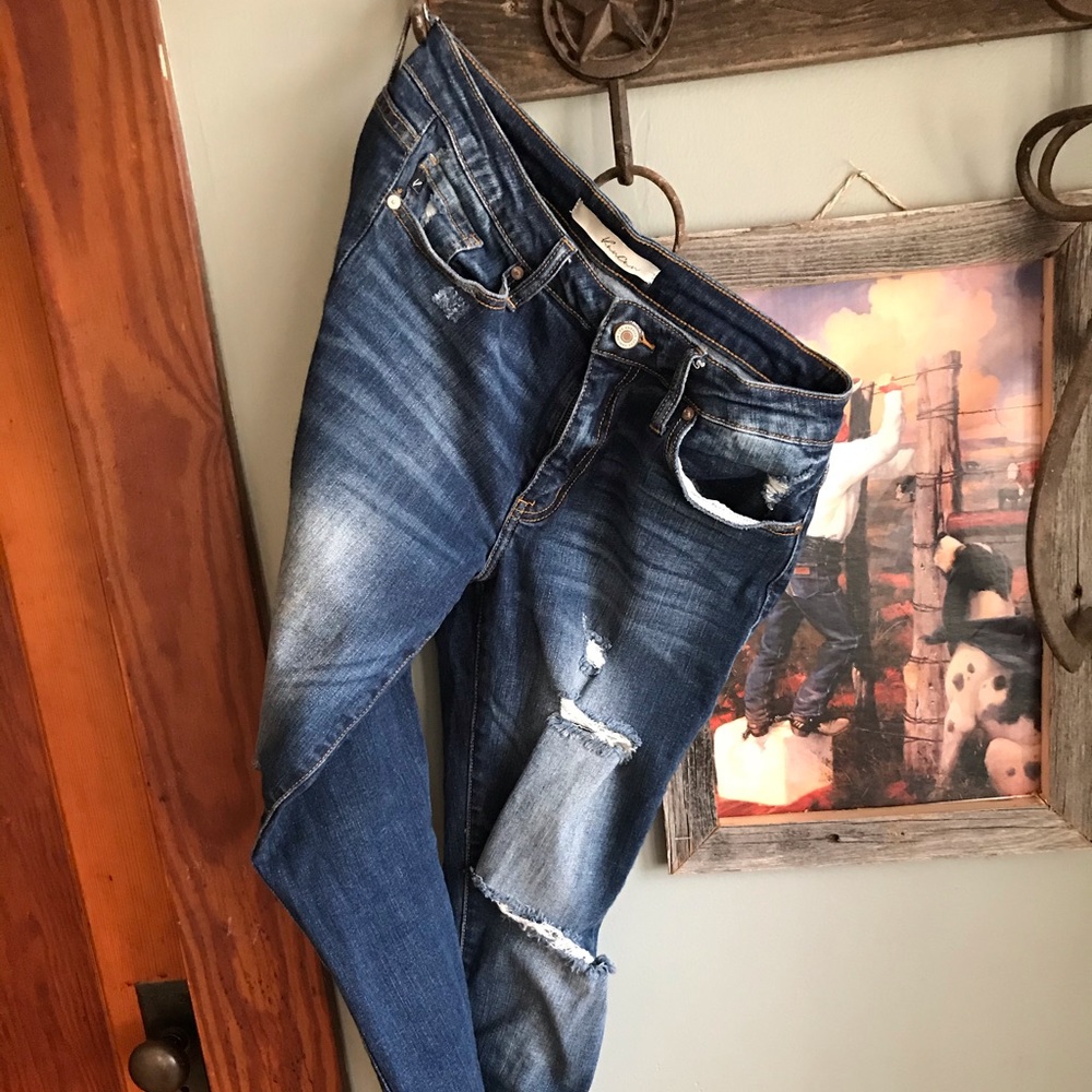 Distressed Kancan’s